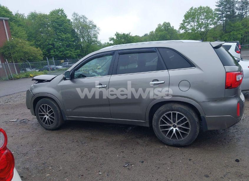 Photo 14 of 2014 Kia Sorento SX V6 (VIN 5XYKWDA70EG478463)