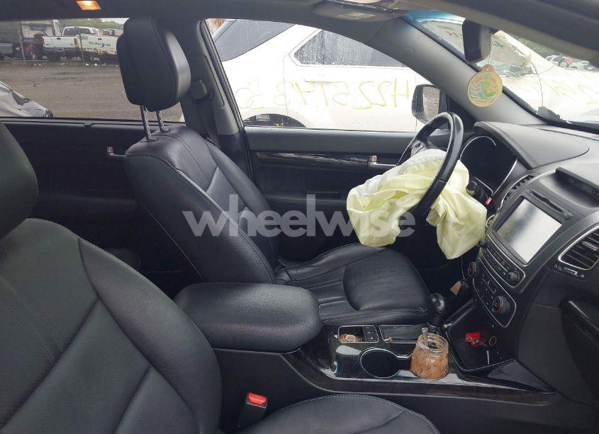 Photo 5 of 2014 Kia Sorento SX V6 (VIN 5XYKWDA70EG478463)