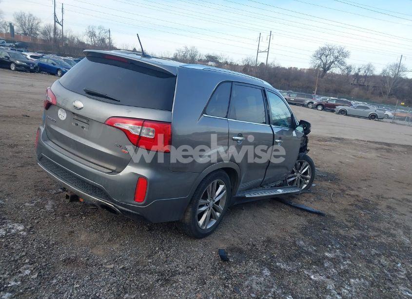 Photo 4 of 2014 Kia Sorento LIMITED V6 (VIN 5XYKWDA71EG510837)
