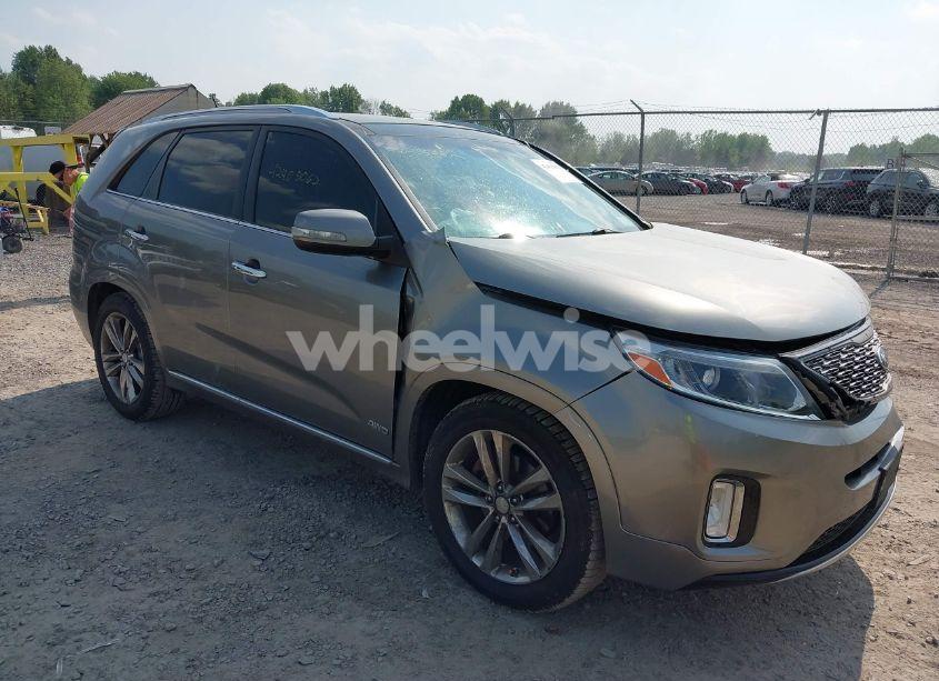 2015 Kia Sorento LIMITED V6 (VIN 5XYKWDA71FG582008) main photo
