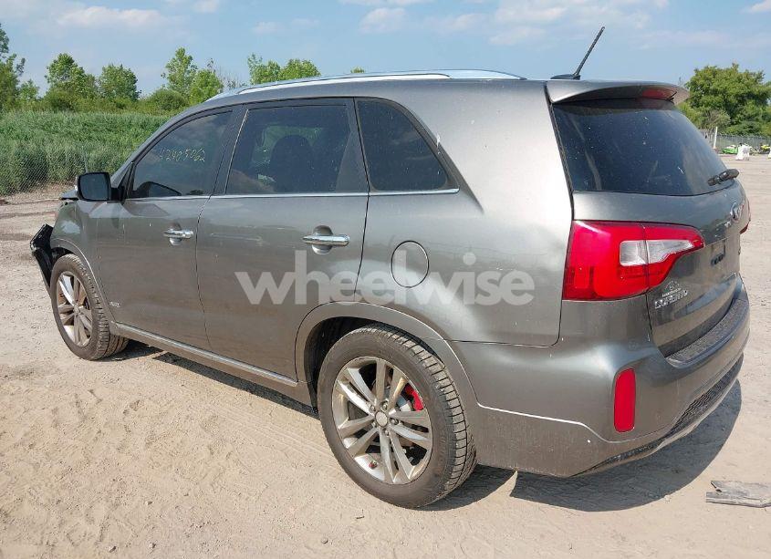 Photo 3 of 2015 Kia Sorento LIMITED V6 (VIN 5XYKWDA71FG582008)