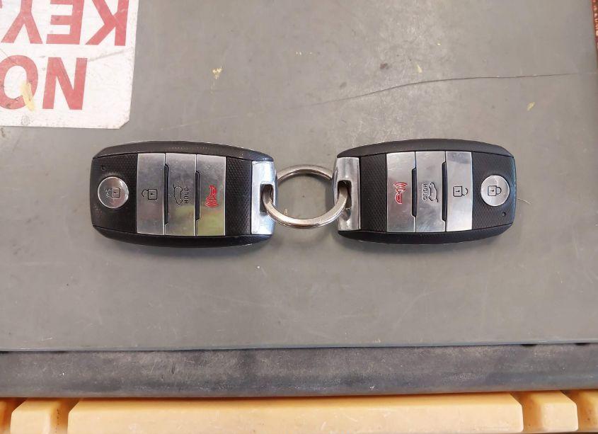 Photo 11 of 2014 Kia Sorento LIMITED V6 (VIN 5XYKWDA72EG488489)