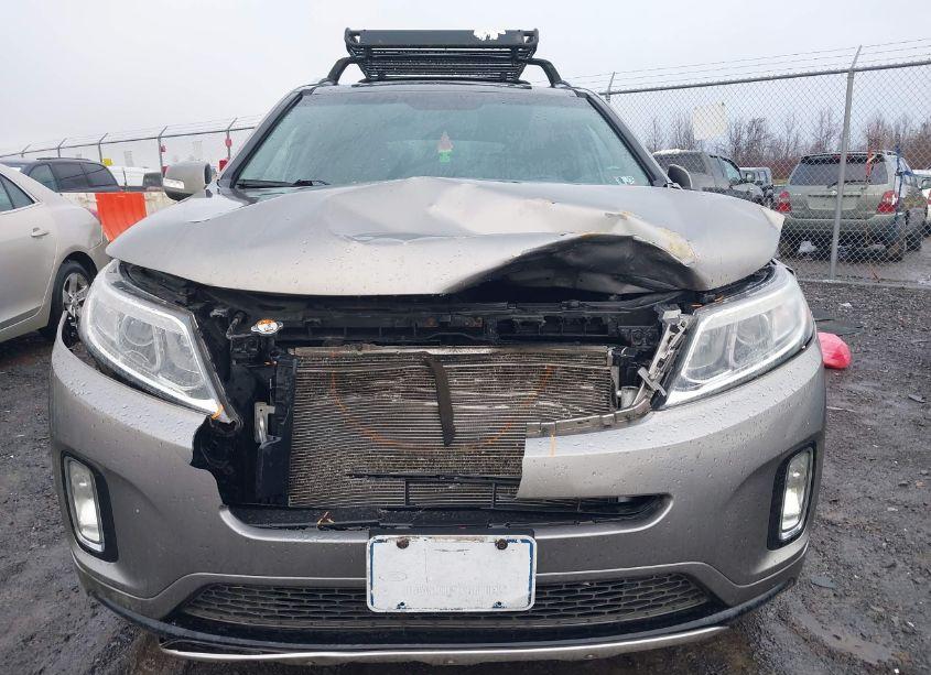 Photo 13 of 2015 Kia Sorento SX V6 (VIN 5XYKWDA72FG627439)