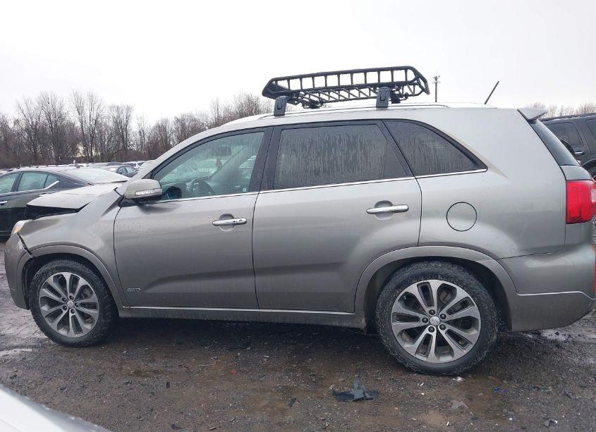 Photo 15 of 2015 Kia Sorento SX V6 (VIN 5XYKWDA72FG627439)