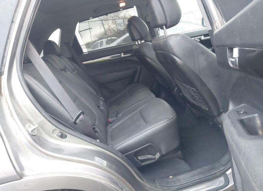 Photo 8 of 2015 Kia Sorento SX V6 (VIN 5XYKWDA72FG627439)