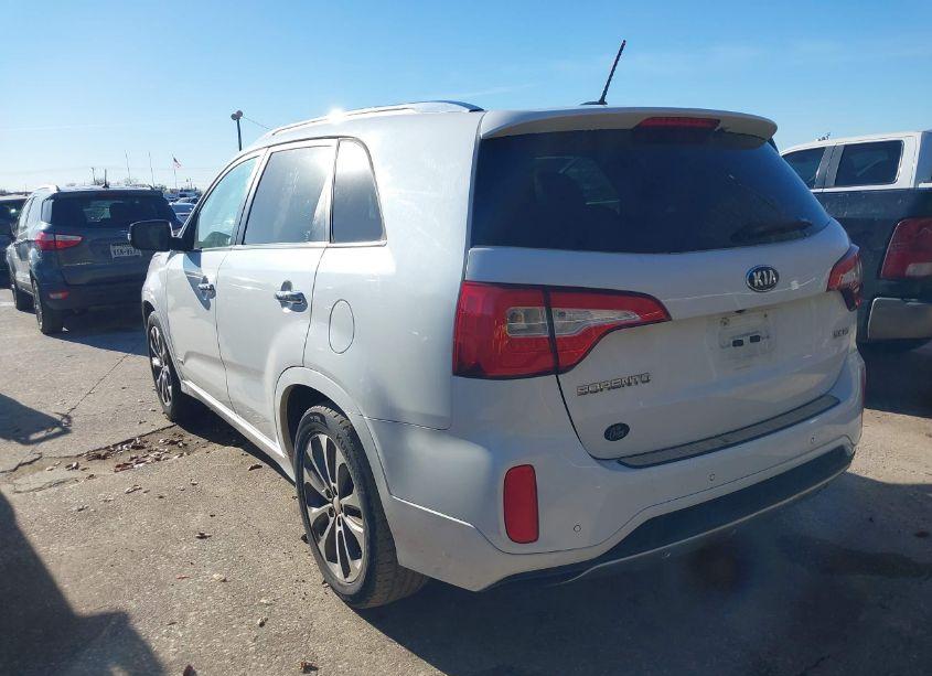 Photo 3 of 2015 Kia Sorento SX V6 (VIN 5XYKWDA72FG627862)
