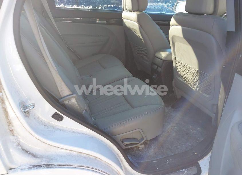 Photo 8 of 2014 Kia Sorento SX V6 (VIN 5XYKWDA73EG520883)