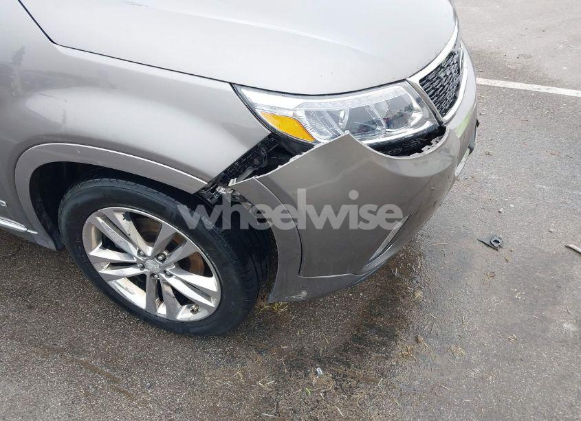 Photo 6 of 2014 Kia Sorento LIMITED V6 (VIN 5XYKWDA74EG538342)