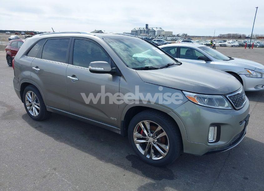 2014 Kia Sorento LIMITED V6 (VIN 5XYKWDA75EG453820) main photo