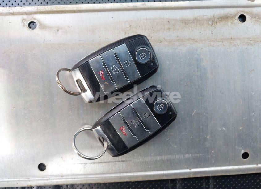 Photo 11 of 2014 Kia Sorento LIMITED V6 (VIN 5XYKWDA75EG453820)