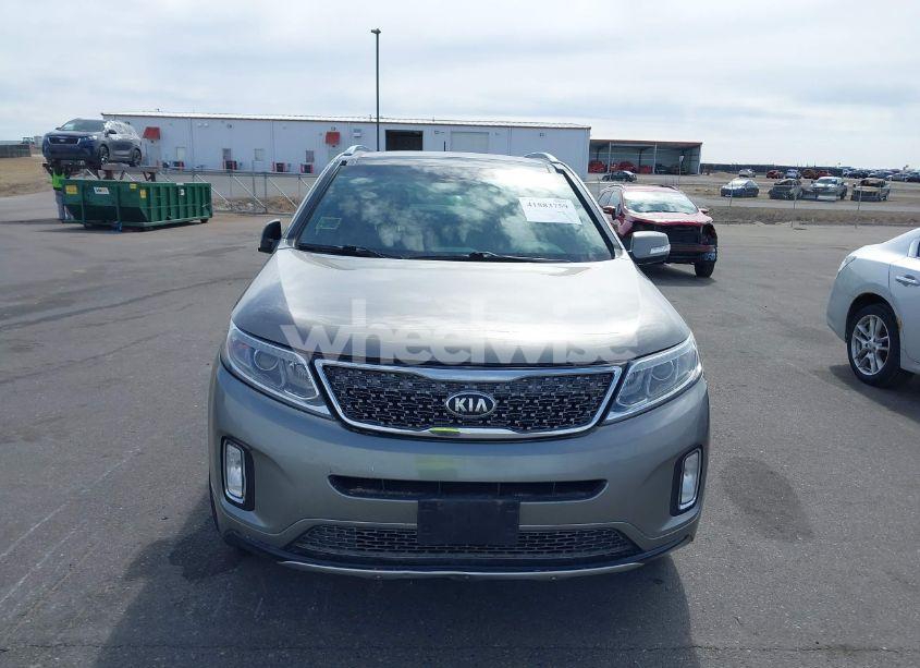Photo 12 of 2014 Kia Sorento LIMITED V6 (VIN 5XYKWDA75EG453820)