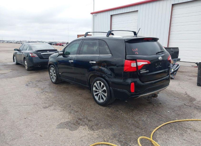 Photo 3 of 2015 Kia Sorento SX V6 (VIN 5XYKWDA75FG614782)
