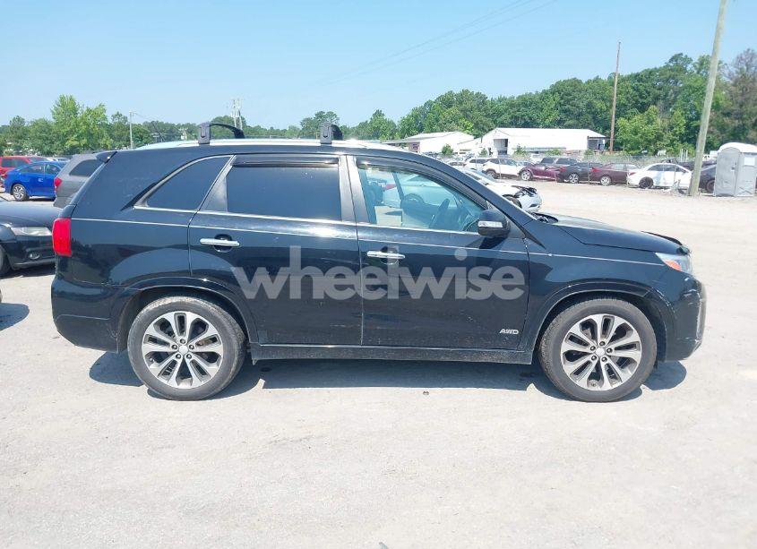 Photo 13 of 2015 Kia Sorento SX V6 (VIN 5XYKWDA76FG551840)