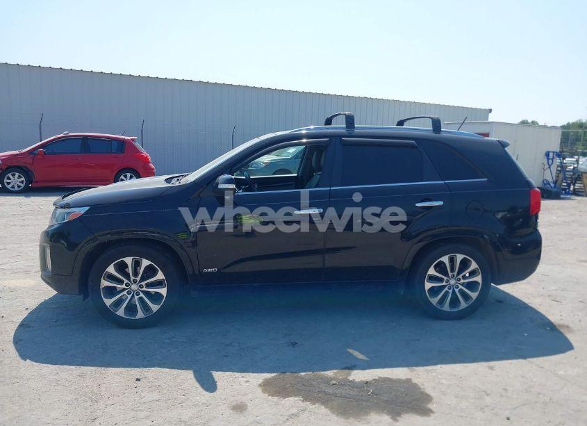 Photo 14 of 2015 Kia Sorento SX V6 (VIN 5XYKWDA76FG551840)