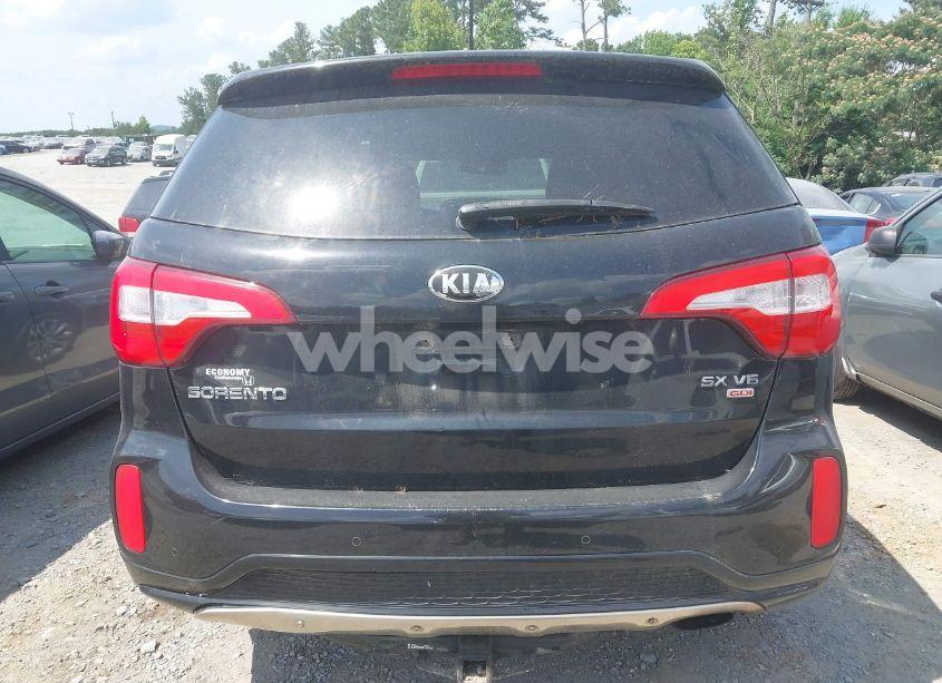 Photo 16 of 2015 Kia Sorento SX V6 (VIN 5XYKWDA76FG555631)