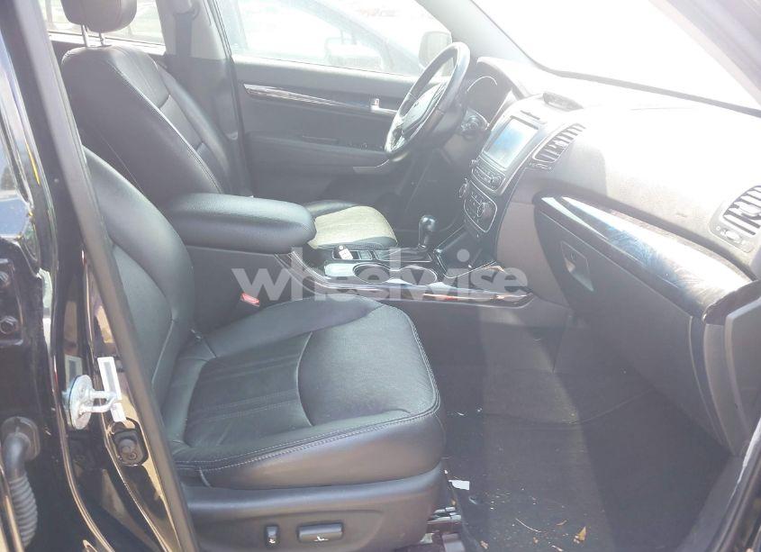 Photo 5 of 2015 Kia Sorento SX V6 (VIN 5XYKWDA76FG555631)