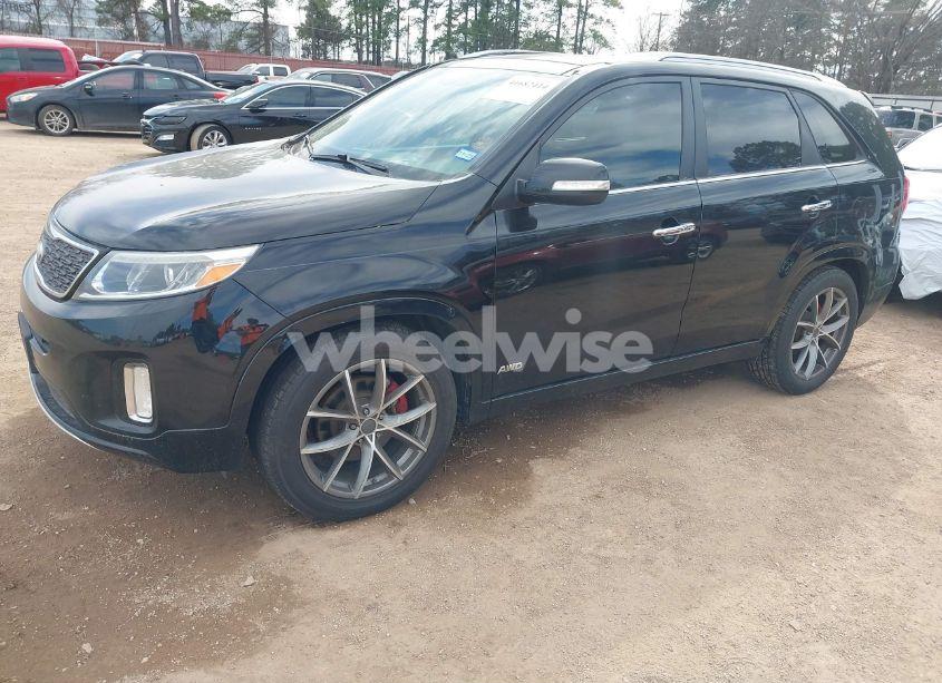 Photo 2 of 2014 Kia Sorento LIMITED V6 (VIN 5XYKWDA77EG471803)
