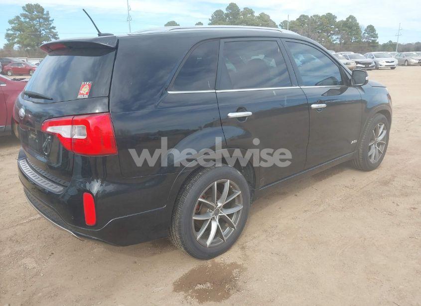 Photo 4 of 2014 Kia Sorento LIMITED V6 (VIN 5XYKWDA77EG471803)