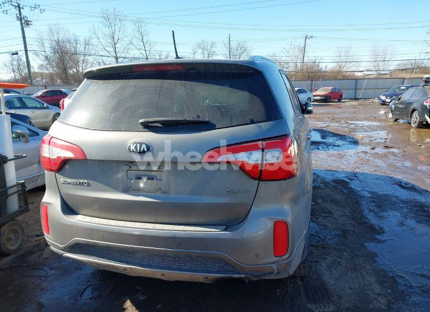 Photo 17 of 2015 Kia Sorento SX V6 (VIN 5XYKWDA77FG647122)