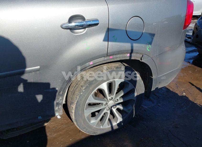 Photo 18 of 2015 Kia Sorento SX V6 (VIN 5XYKWDA77FG647122)