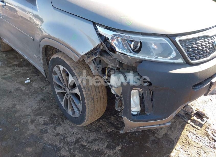 Photo 20 of 2015 Kia Sorento SX V6 (VIN 5XYKWDA77FG647122)