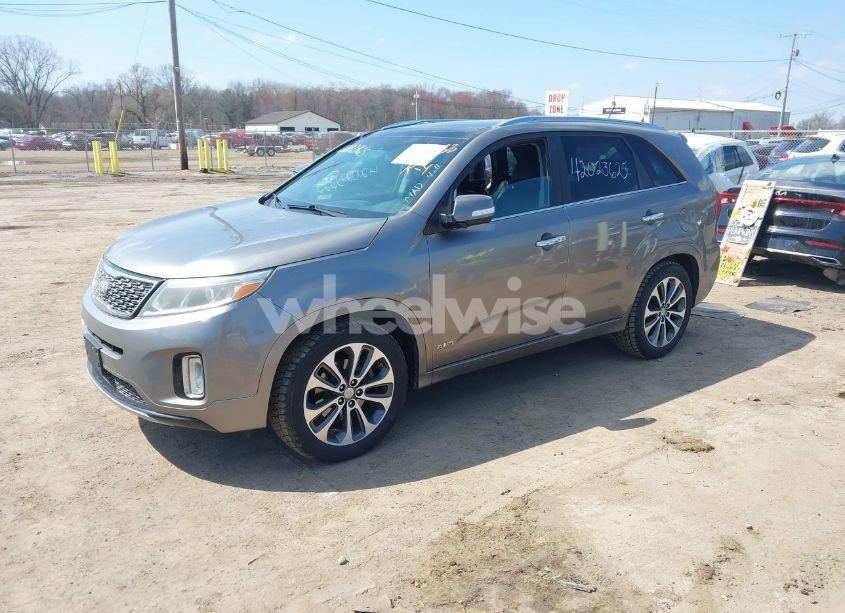 Photo 2 of 2014 Kia Sorento SX V6 (VIN 5XYKWDA79EG448183)