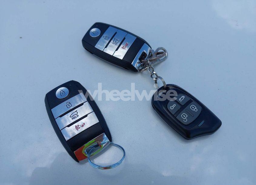 Photo 11 of 2014 Kia Sorento LIMITED V6 (VIN 5XYKWDA7XEG443445)