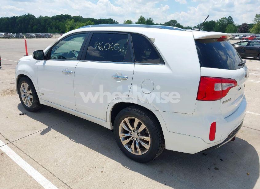 Photo 3 of 2014 Kia Sorento LIMITED V6 (VIN 5XYKWDA7XEG443445)