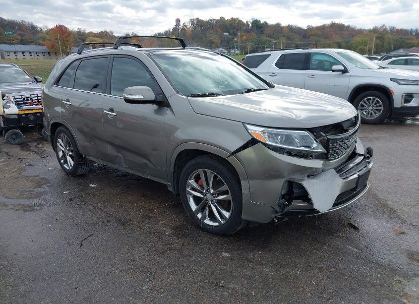 2014 Kia Sorento LIMITED V6 (VIN 5XYKWDA7XEG476624) main photo