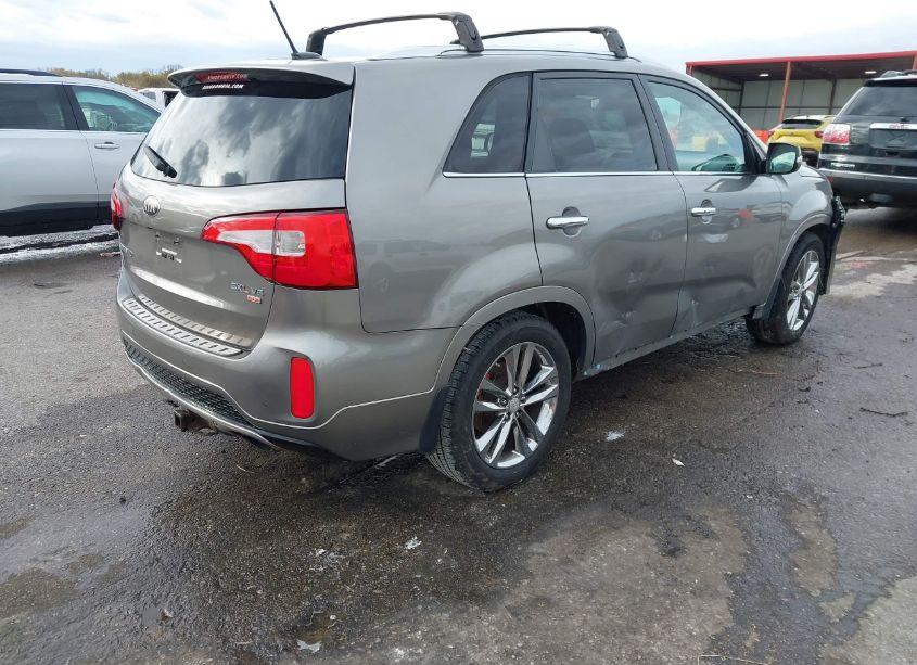 Photo 4 of 2014 Kia Sorento LIMITED V6 (VIN 5XYKWDA7XEG476624)