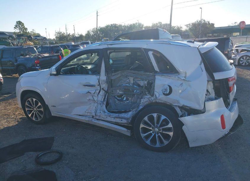 Photo 14 of 2015 Kia Sorento SX V6 (VIN 5XYKWDA7XFG649706)