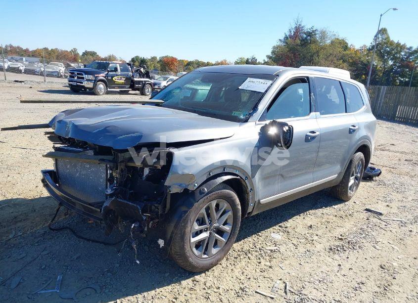 Photo 2 of 2024 Kia Telluride LX (VIN 5XYP24GC0RG564089)