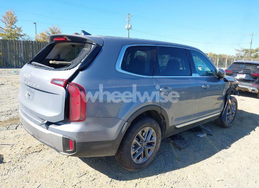 Photo 4 of 2024 Kia Telluride LX (VIN 5XYP24GC0RG564089)