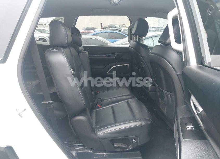 Photo 8 of 2024 Kia Telluride LX (VIN 5XYP24GC1RG411138)