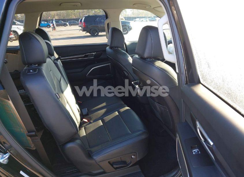 Photo 8 of 2024 Kia Telluride LX (VIN 5XYP24GC1RG539606)