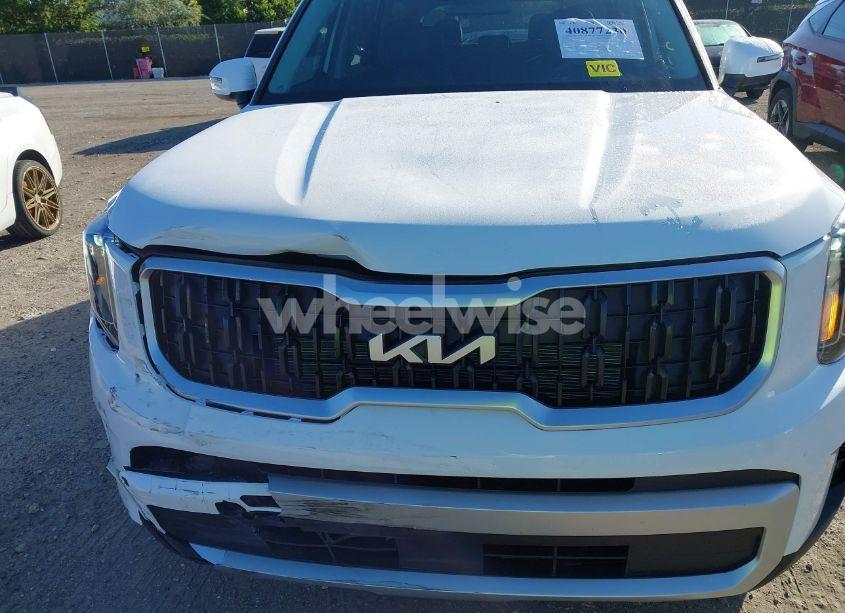 Photo 6 of 2024 Kia Telluride LX (VIN 5XYP24GC3RG566211)