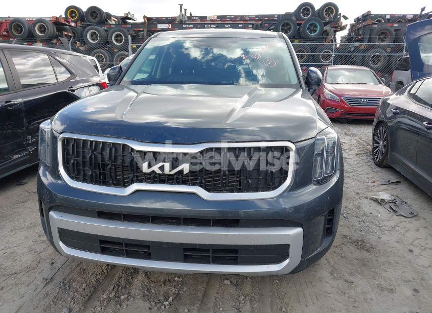 Photo 12 of 2024 Kia Telluride LX (VIN 5XYP24GC4RG542225)