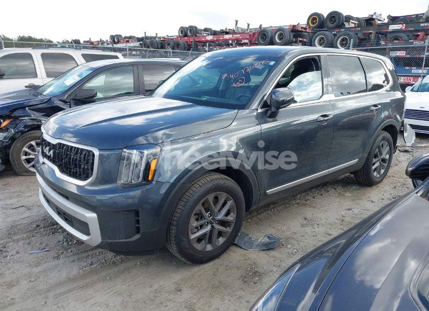 Photo 2 of 2024 Kia Telluride LX (VIN 5XYP24GC4RG542225)