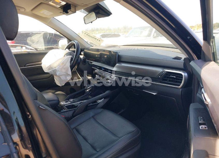 Photo 5 of 2024 Kia Telluride LX (VIN 5XYP24GC6RG482724)