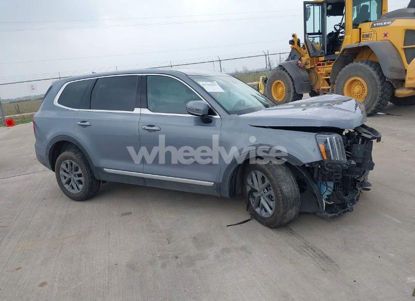 Photo 13 of 2023 Kia Telluride LX (VIN 5XYP24GC7PG331419)