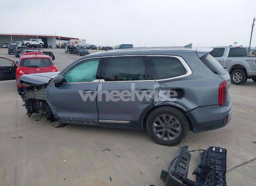 Photo 14 of 2023 Kia Telluride LX (VIN 5XYP24GC7PG331419)