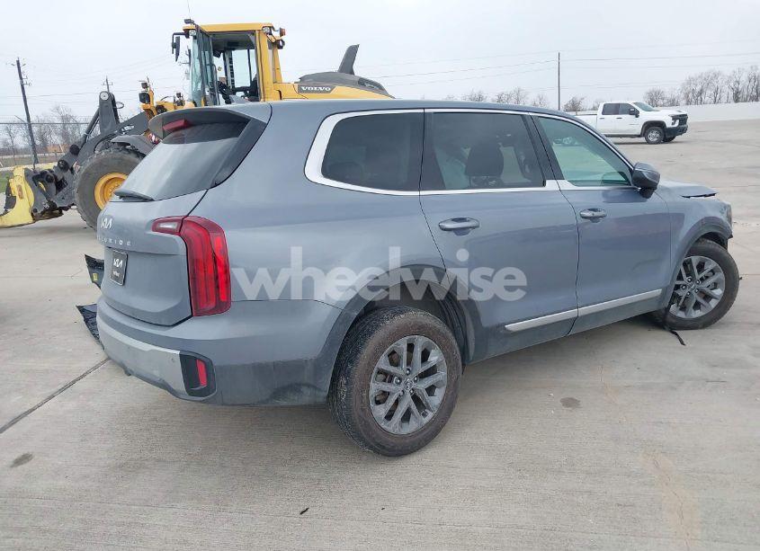 Photo 4 of 2023 Kia Telluride LX (VIN 5XYP24GC7PG331419)