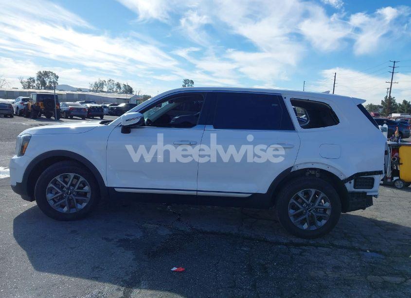 Photo 15 of 2023 Kia Telluride LX (VIN 5XYP24GCXPG374636)