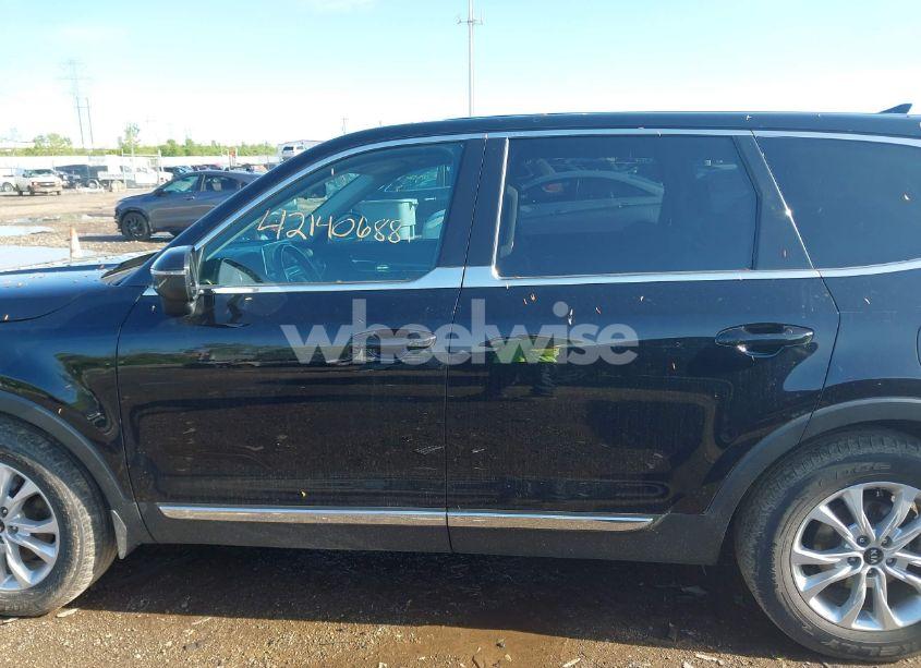 Photo 15 of 2020 Kia Telluride LX (VIN 5XYP24HC1LG010534)