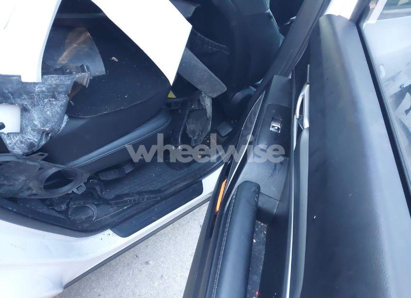 Photo 8 of 2021 Kia Telluride LX (VIN 5XYP24HC2MG188874)