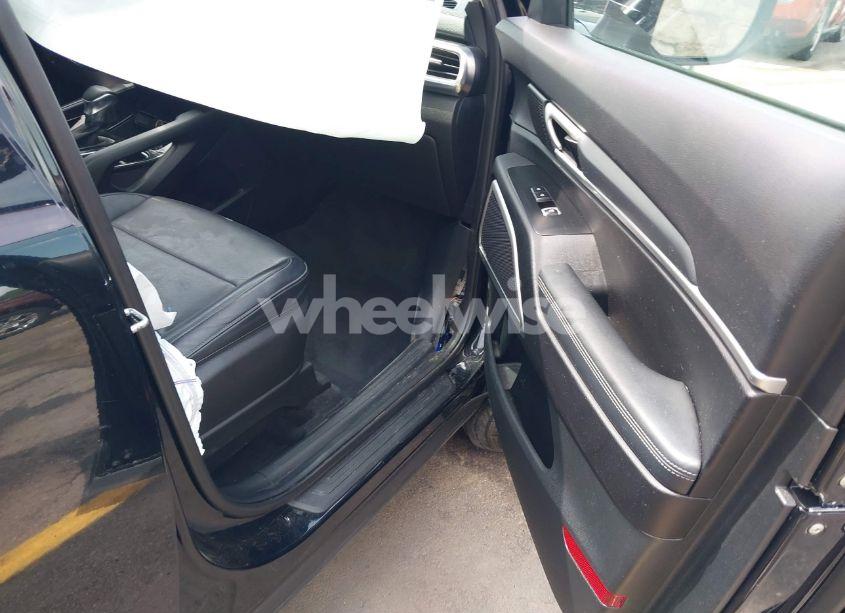 Photo 5 of 2022 Kia Telluride LX (VIN 5XYP24HC2NG222815)