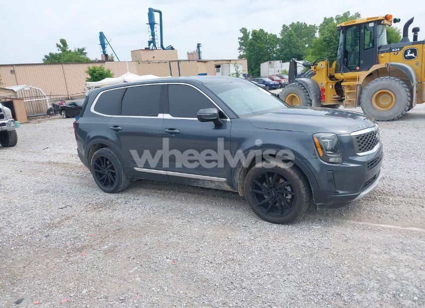 2020 Kia Telluride LX (VIN 5XYP24HC3LG011247) main photo