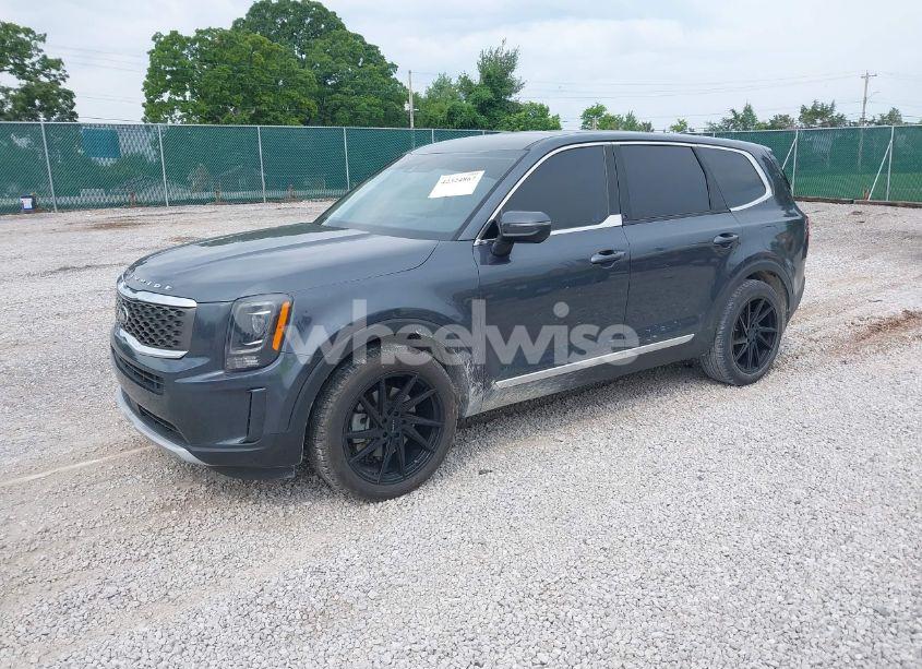 Photo 2 of 2020 Kia Telluride LX (VIN 5XYP24HC3LG011247)