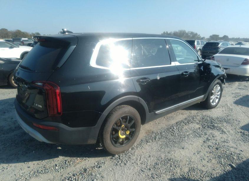 Photo 4 of 2020 Kia Telluride LX (VIN 5XYP24HC4LG013251)