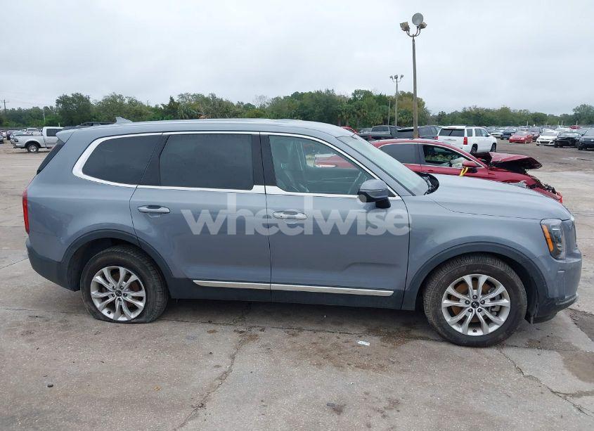 Photo 14 of 2020 Kia Telluride LX (VIN 5XYP24HC7LG008576)